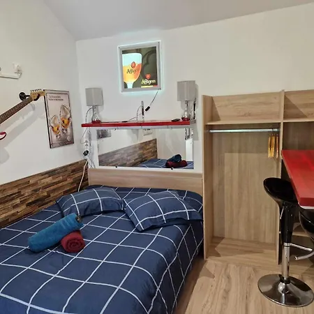 Studio Jardin: Vue Paisible et Parking Privé Razac-sur-l'Isle Exterior photo